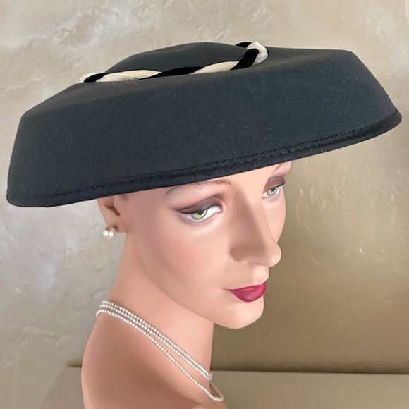 CAPTIVATING BLACK FABRIC 1950s' CART WHEEL HAT WITH BLACK & WHITE TRIM